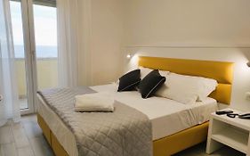 Hotel Gran San Bernardo - RICCIONE - FRONTE MARE CON CUCINA