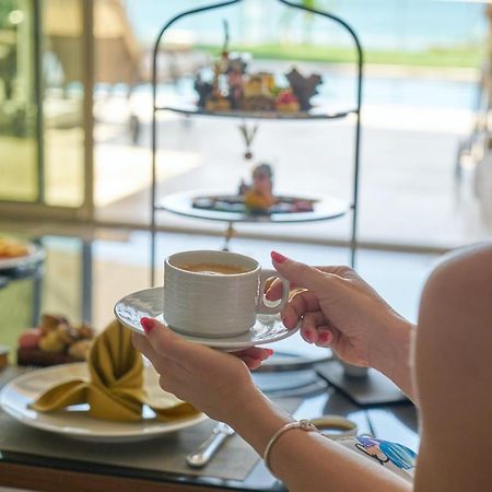 Hotel Gran San Bernardo - Riccione - Fronte Mare Con Cucina Esterno foto