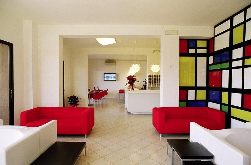 Hotel Gran San Bernardo - Riccione - Fronte Mare Con Cucina Esterno foto